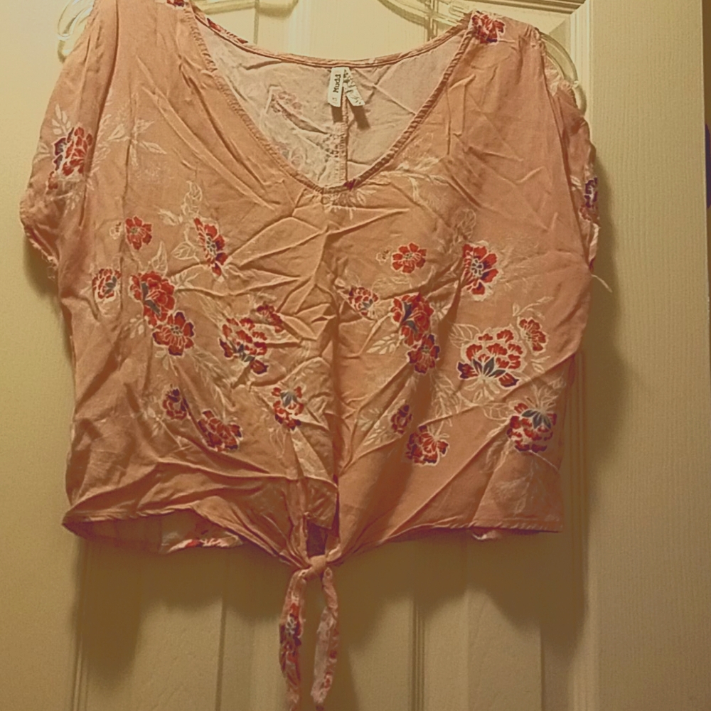 Hawaiian crop top